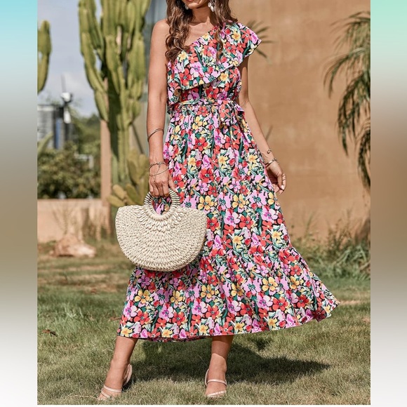 Floral Maxi Dress - Picture 1 of 5